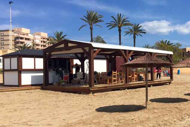 Chiringuito Lebeche, Bar de playa en La Manga del Mar Menor.